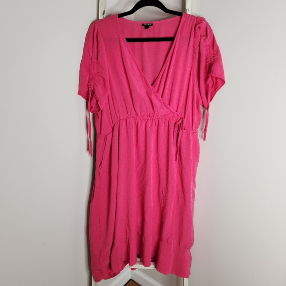 Torrid Midi Dress womens 2X pink midi faux wrap surplice Swiss dot - Picture 1 of 9